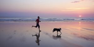 running in the late afternoon or evening is good for your health and lowers blood sugar