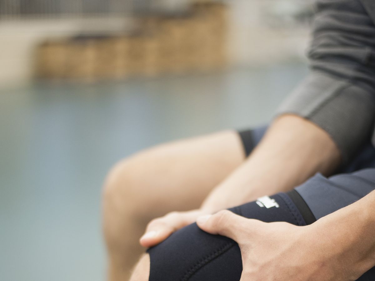 5 Best Knee Braces for Running in 2023 (+ What to Consider)