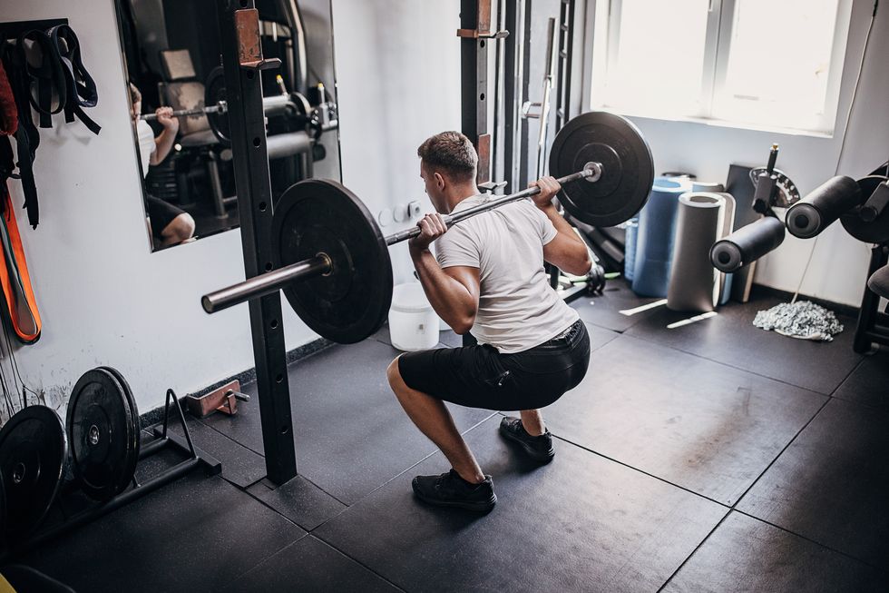 man weightlifting