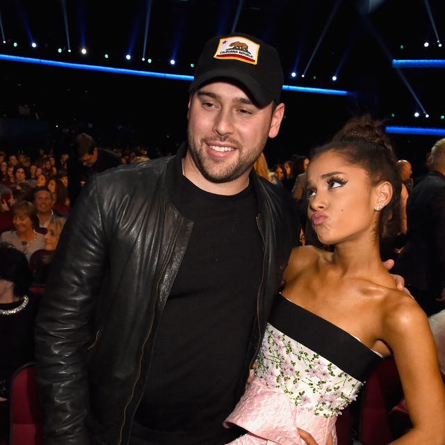 2015 American Music Awards - Backstage And Audience