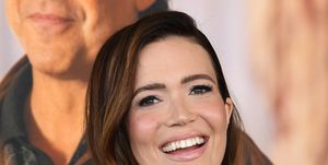 mandy moore red carpet for series finale episode of nbc's this is us arrivals