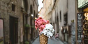 Mangiare gelato fa male: l'ultimo studio sui cibi processati lancia l'allarme