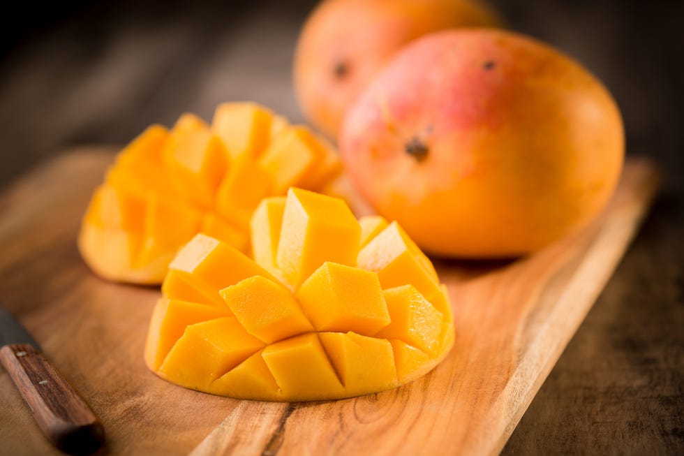 mango healthy carbs