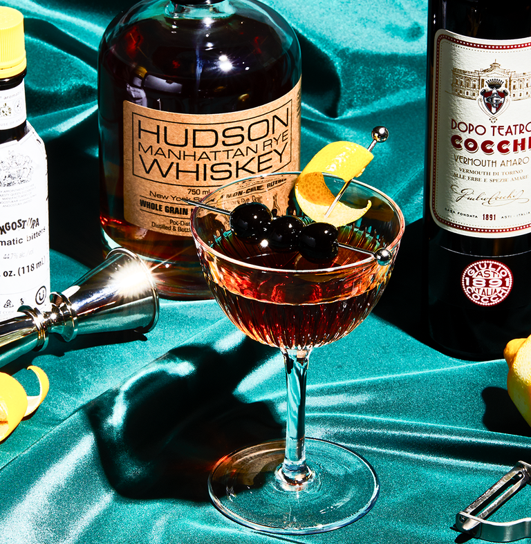 manhattan bourbon cocktail