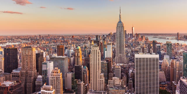 Manhattan skyline, New York skyline, Empire State Building, sunset, New York City, United States of America, North America Manhattan skyline, New York skyline, Empire State Building, sunset, New York City, United States of America, North America