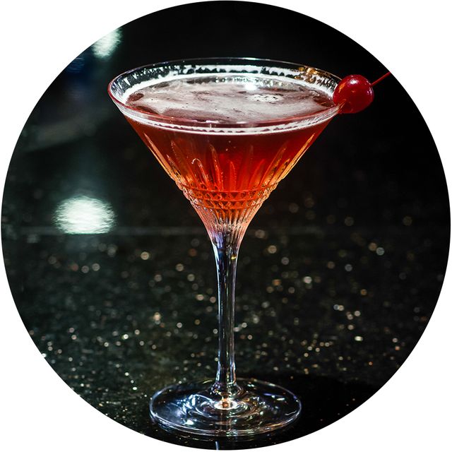 Drink, Classic cocktail, Martini glass, Alcoholic beverage, Manhattan, Cocktail, Rob roy, Bacardi cocktail, Jack rose, Cranberry juice, 