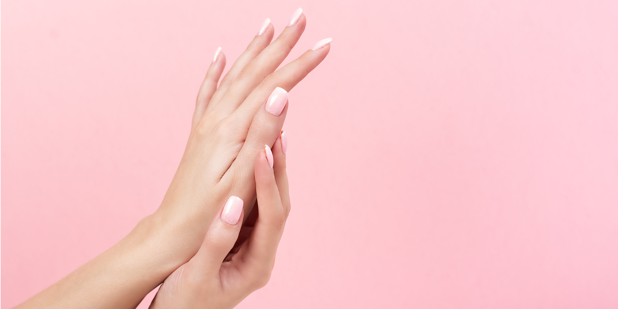 Natural Classy Short Acrylic Nails That Make Fingers Shine - Woman's World