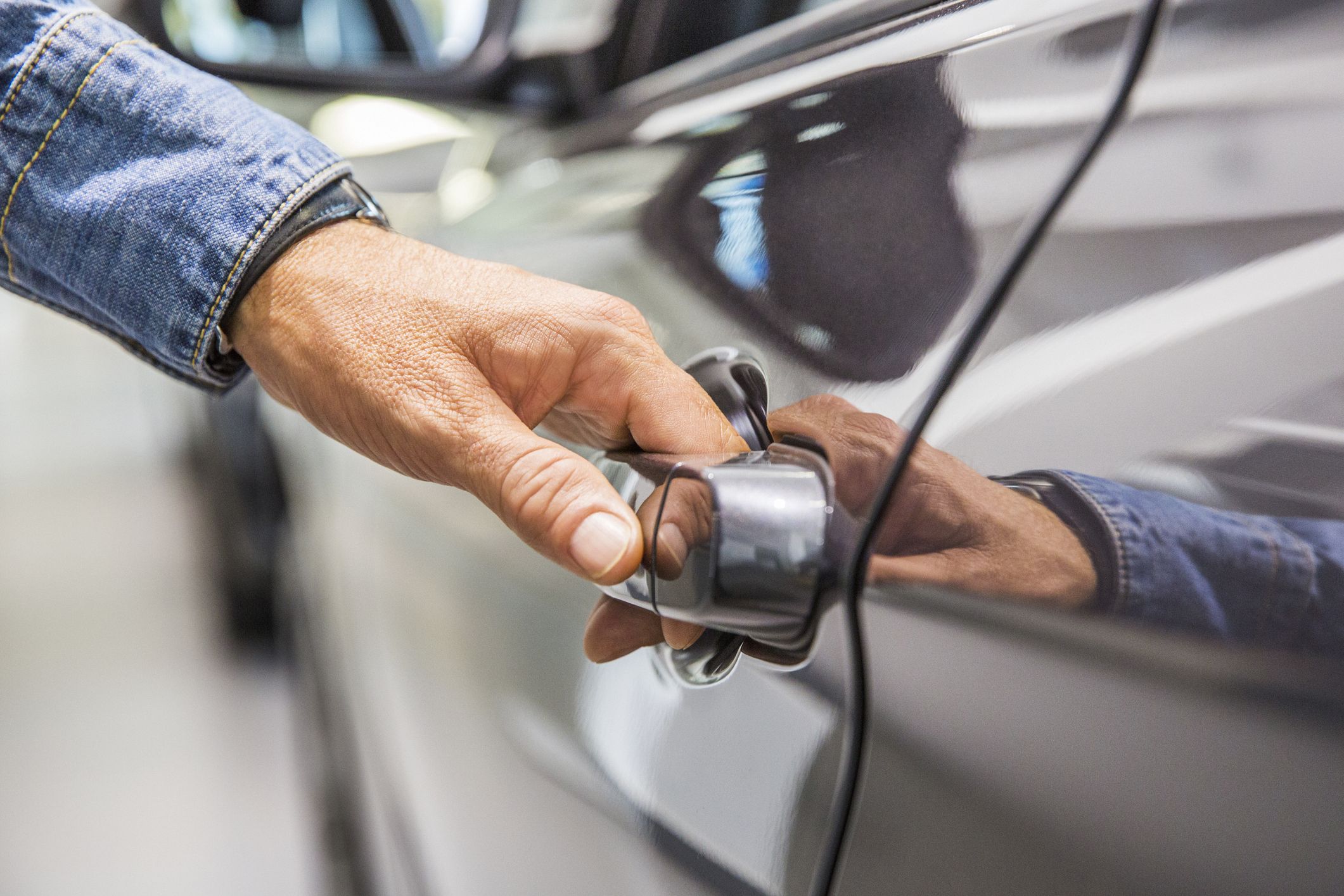 how to fix broken car door handle inside