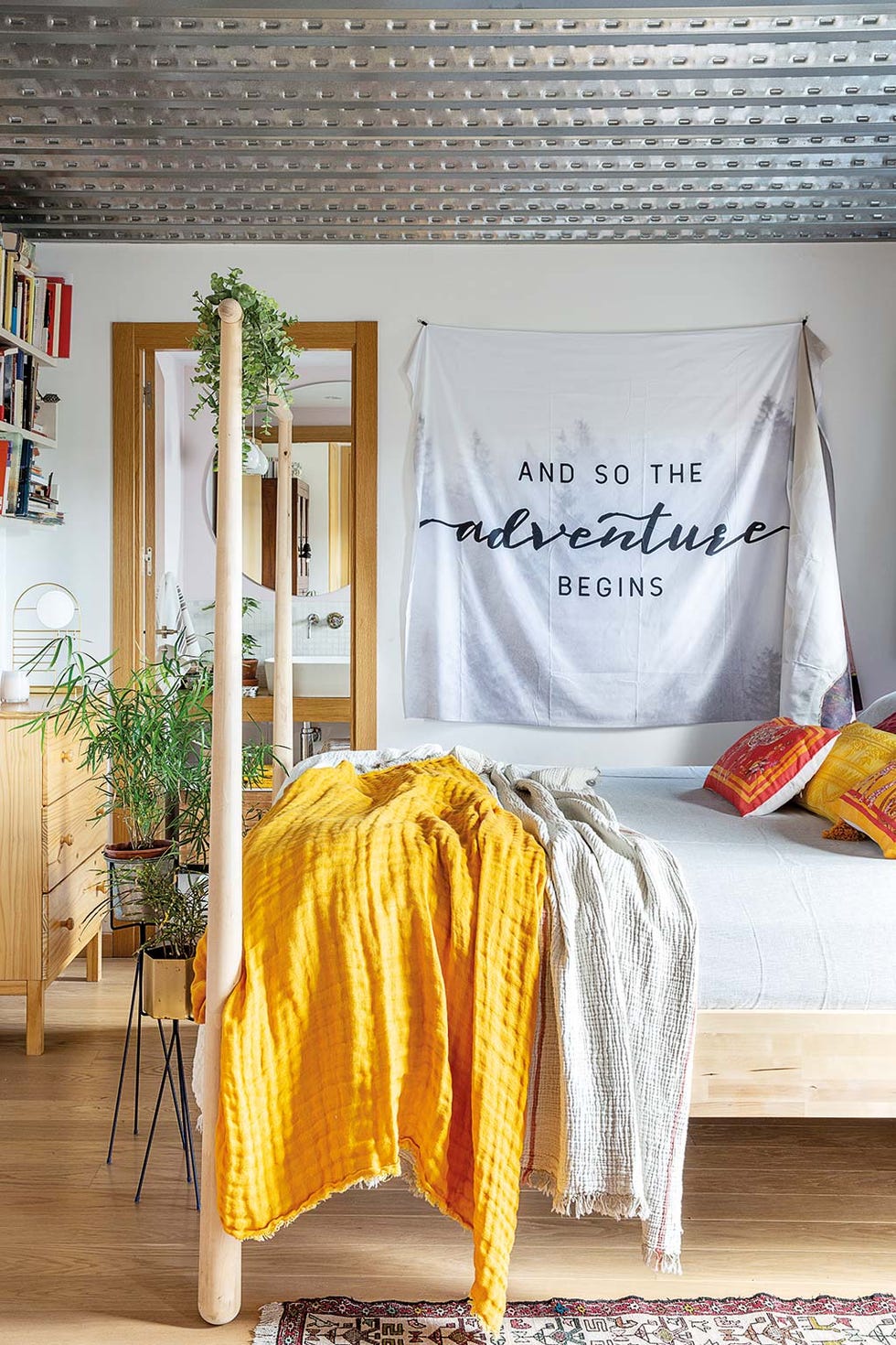 Cama y ropa