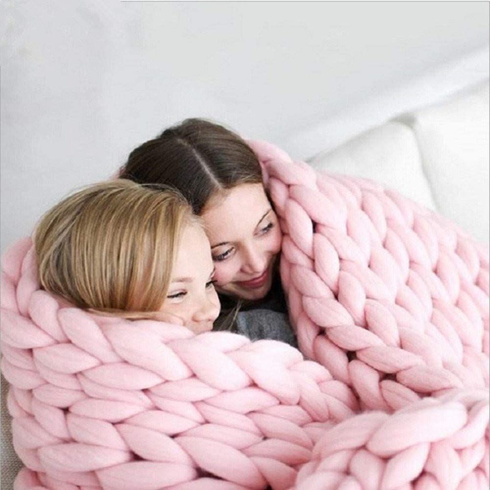 Manta de punto de lana gruesa hecha a mano para sofá o cama
