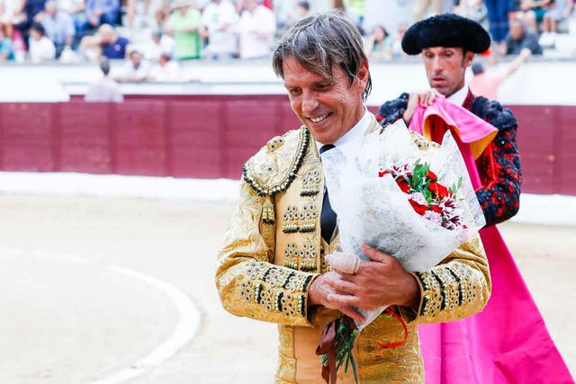 el cordobes reaparece tras su grave cogida