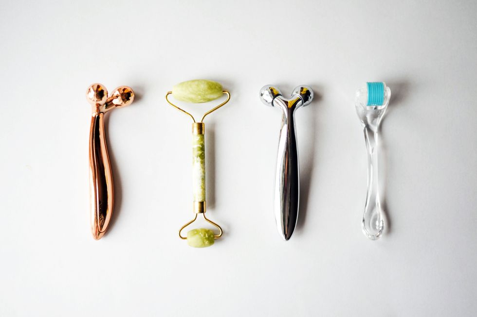 many different face massagers