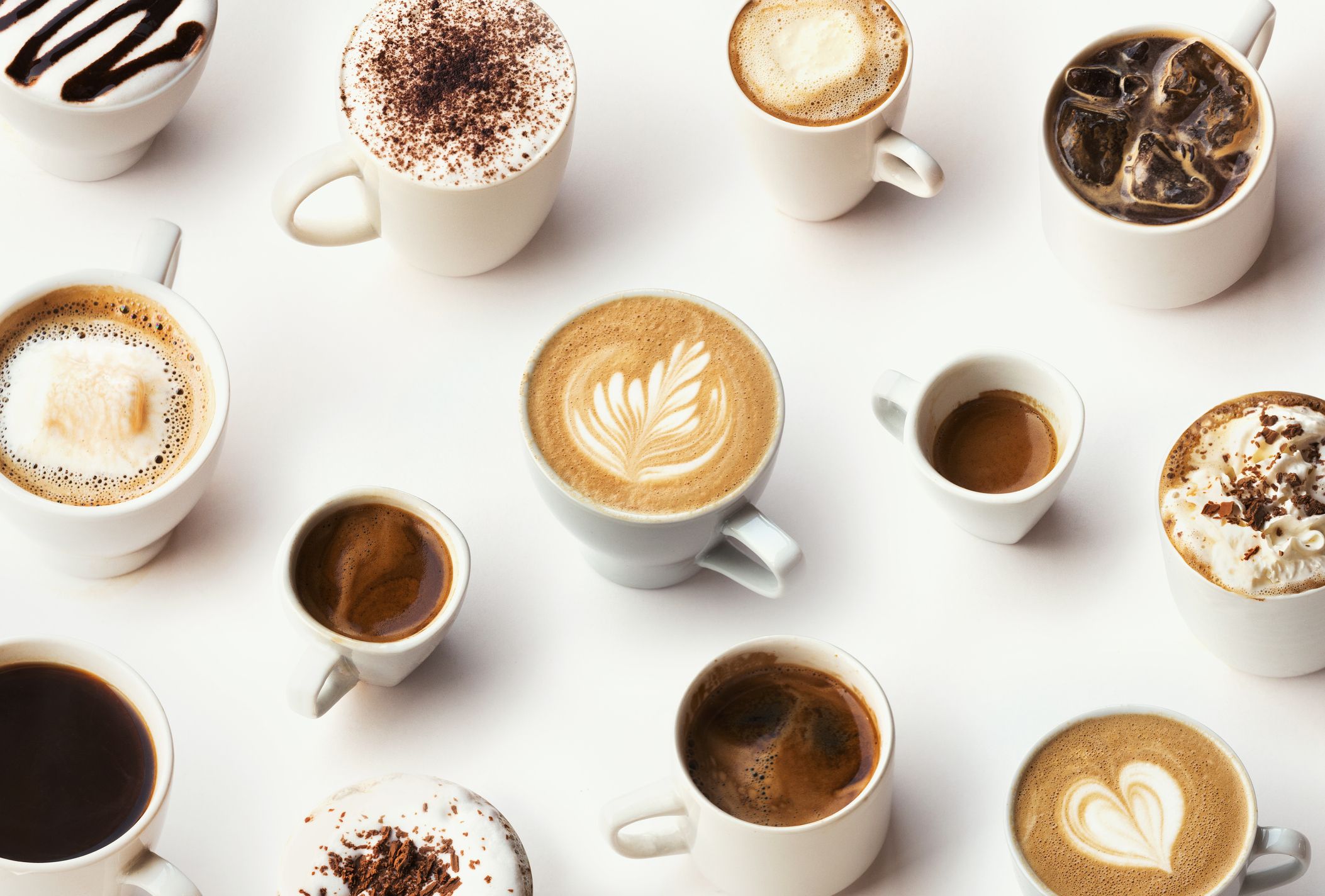 カフェラテとカプチーノの違いって? コーヒードリンクの種類を カフェラテとカプチーノの違いって? コーヒードリンクの種類を