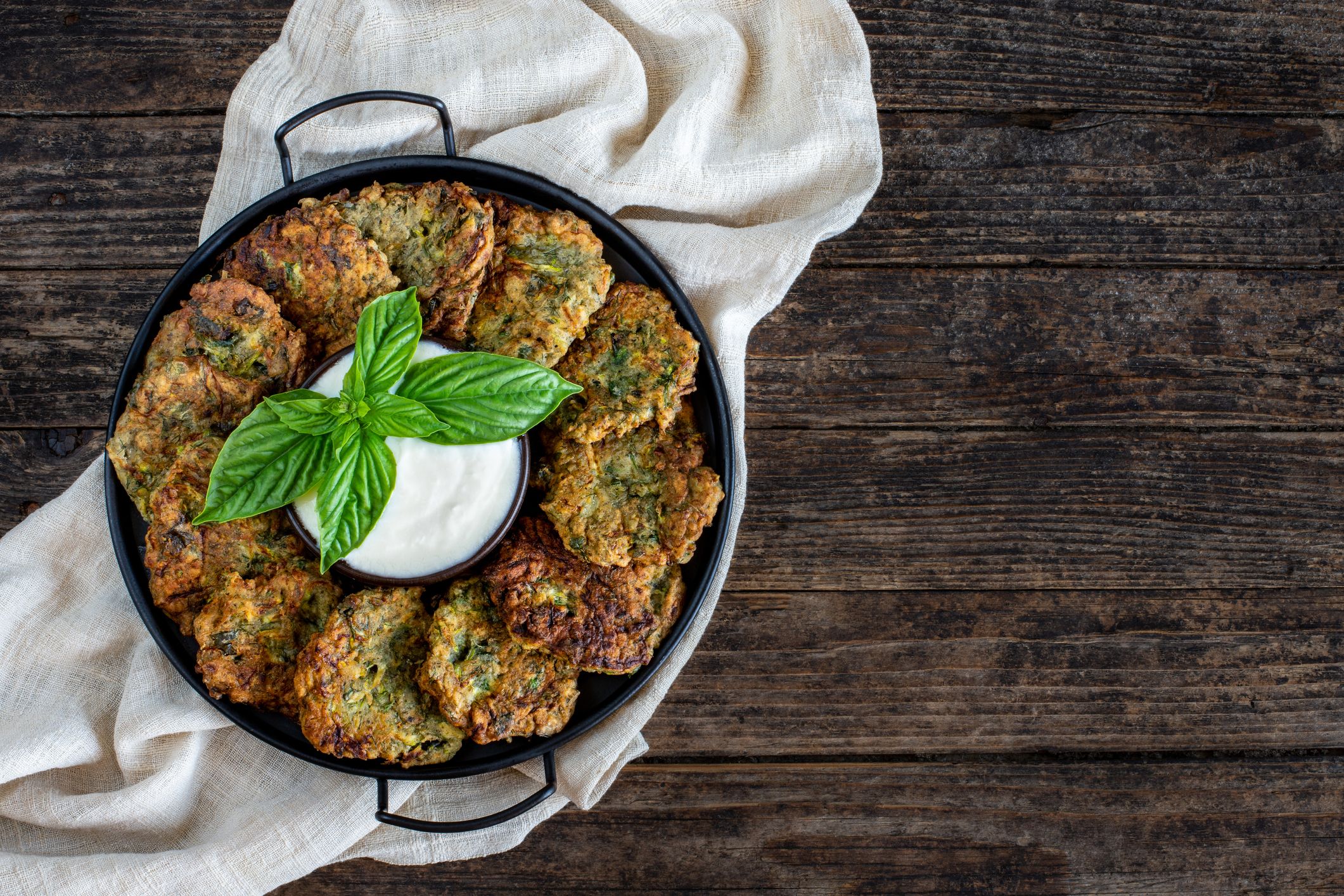 Polpette di spinaci e mozzarella, ricetta facile vegetariana - www