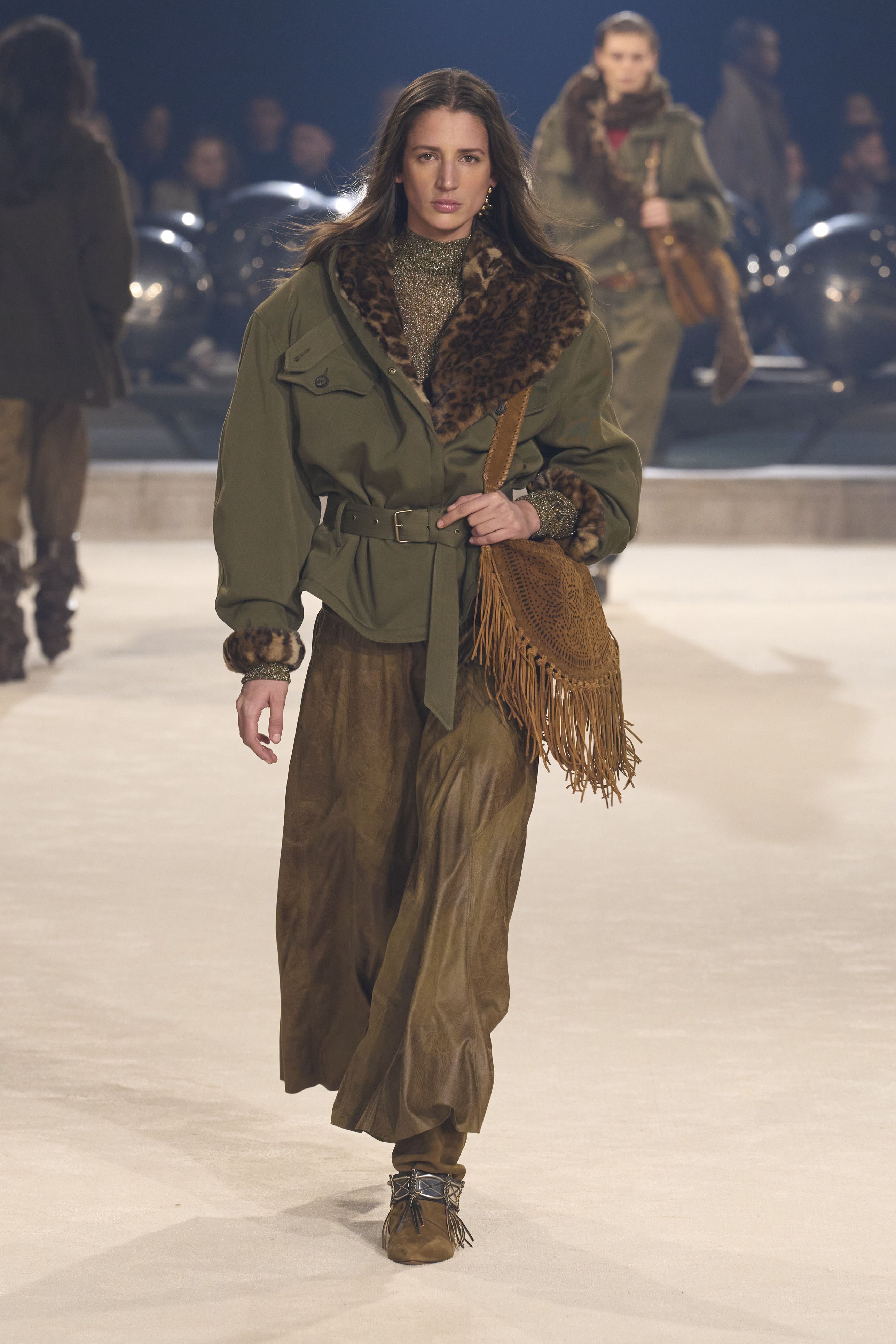 イザベル マラン（ISABEL MARANT）2024-25秋冬コレクション