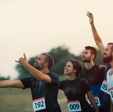 marathon race making selfie