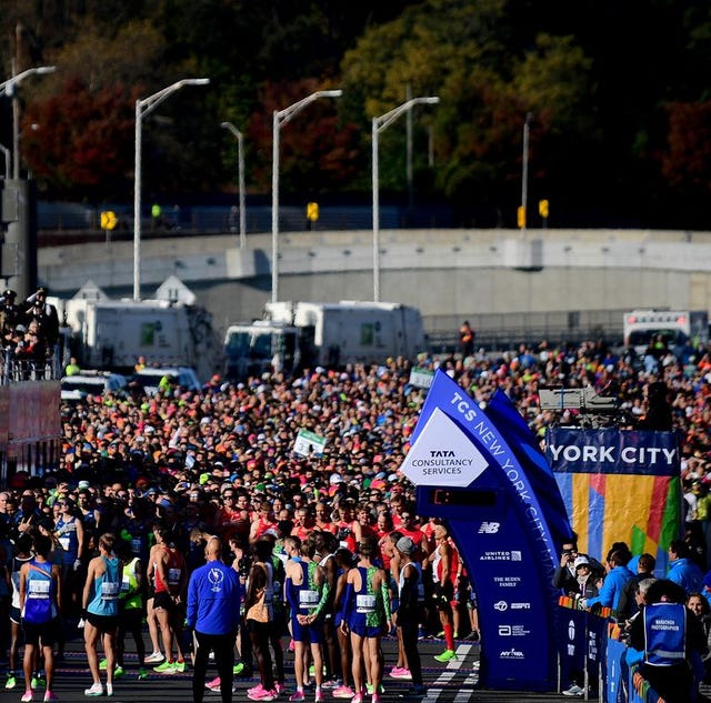 una imagen de la salida del maratón de nueva york celebrado en 2019