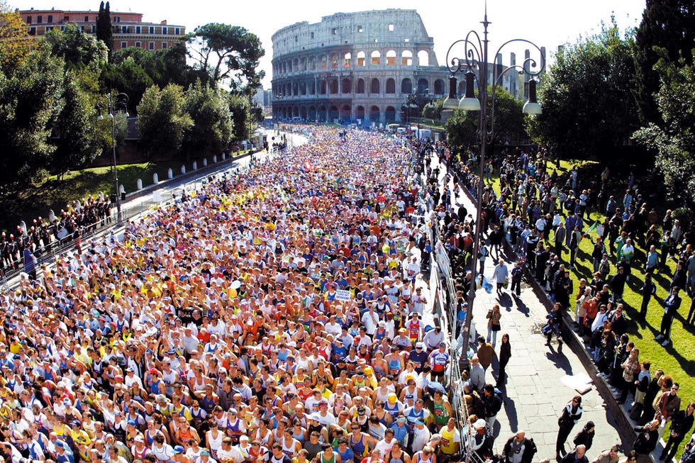 Los corredores de la maratón de Roma 2020, este año rebautizada como Run Rome The Marathon.