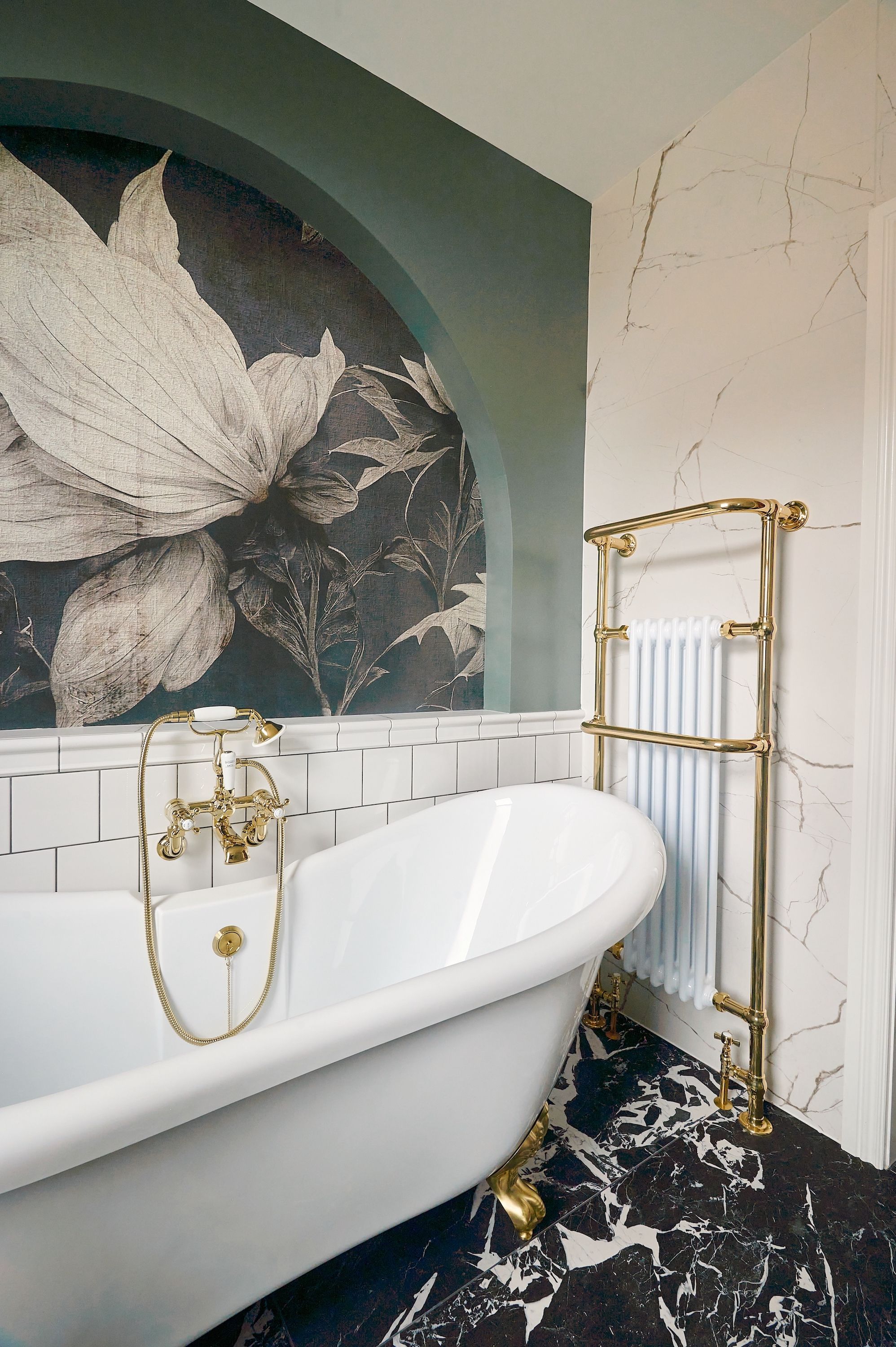 Modern Marble Bathroom