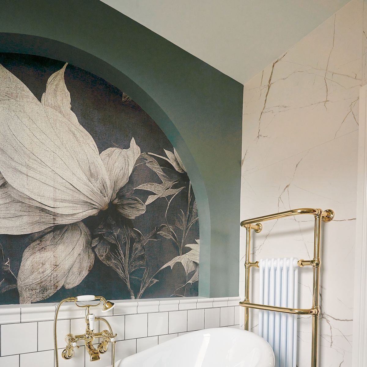 14 Design Ideas Using High-End Brass Bathroom Fixtures