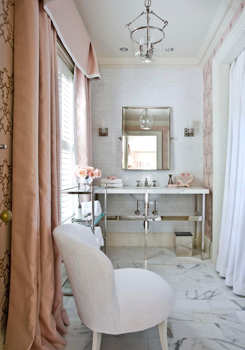 Pink And Gray Bathroom Design Ideas