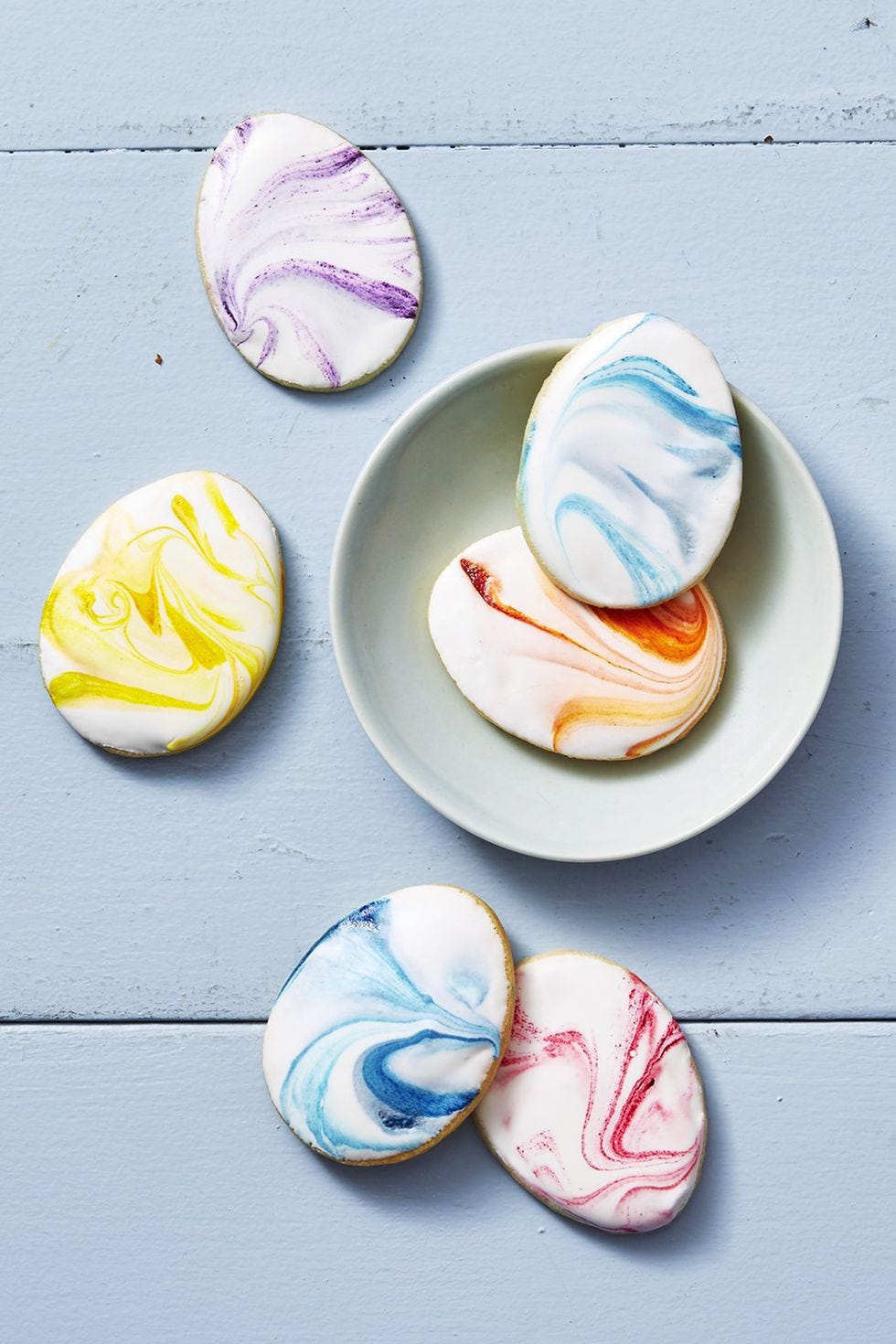 marbled egg sugar cookies