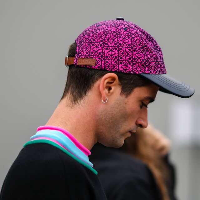 https://hips.hearstapps.com/hmg-prod/images/marc-forne-wears-a-pink-and-purple-logo-print-pattern-cap-news-photo-1650446114.jpg?crop=0.668xw:1.00xh;0.167xw,0&resize=640:*