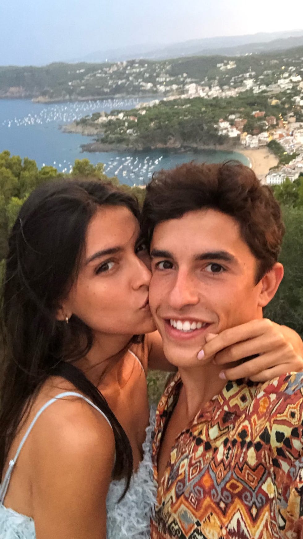 Lucía Rivera y Marc Márquez
