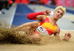 marcos ruiz compite en la final de triple salto en el europeo de 2018 en berlín