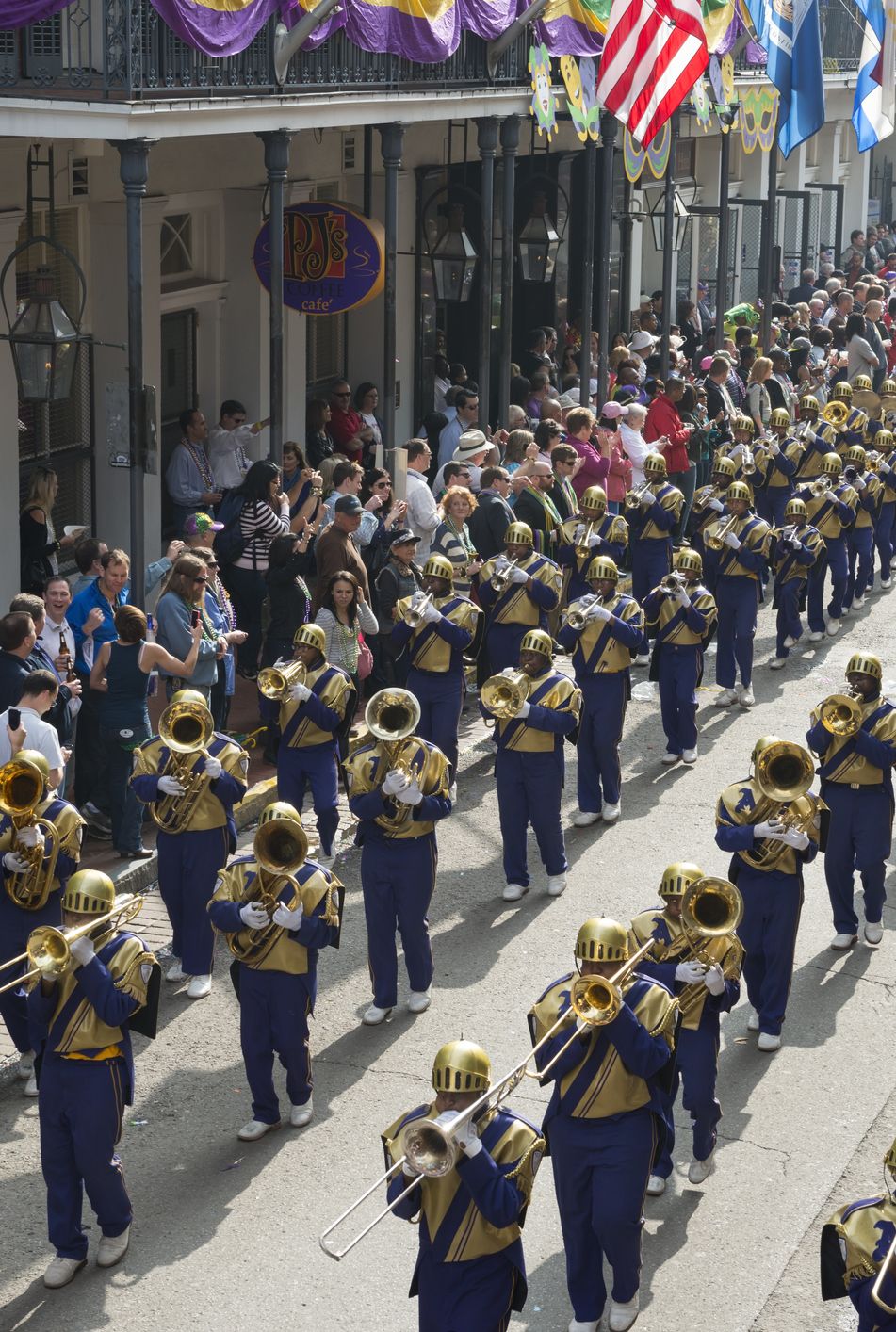 mardi gras traditions marching band