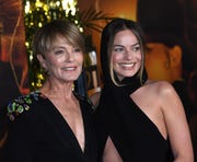 margot robbie and sarie kessler at the babylon premiere
