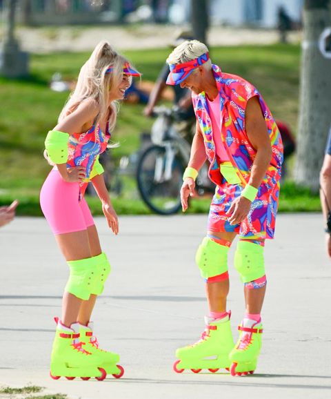 See Margot Robbie and Ryan Gosling's Barbie and Ken Skater Costumes