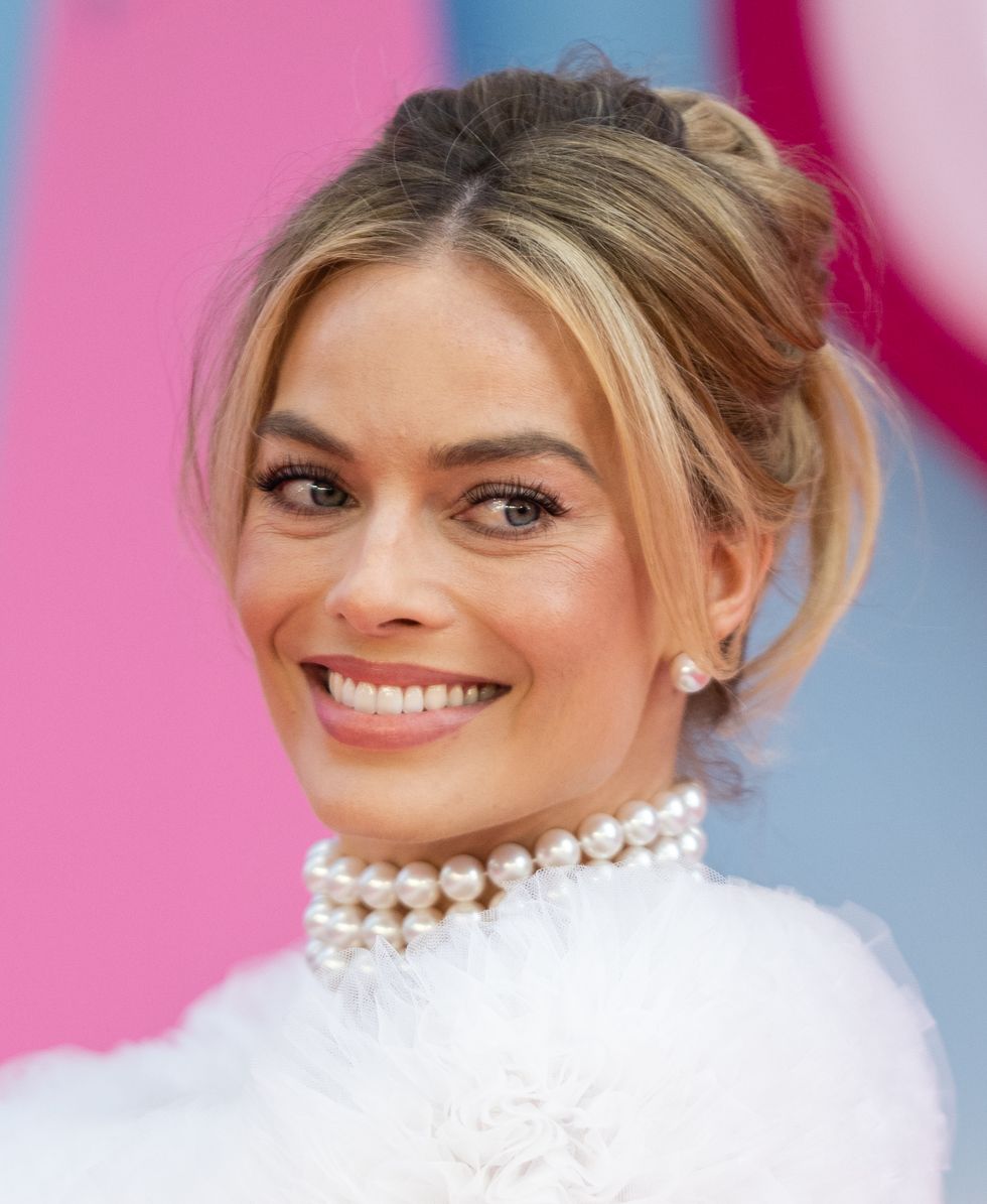 Channel Sofia Richie and Margot Robbie With This Chanel Lipstick