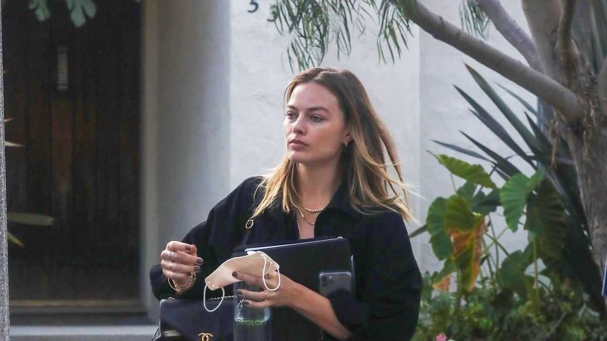 preview for How Margot Robbie Became a Household Name