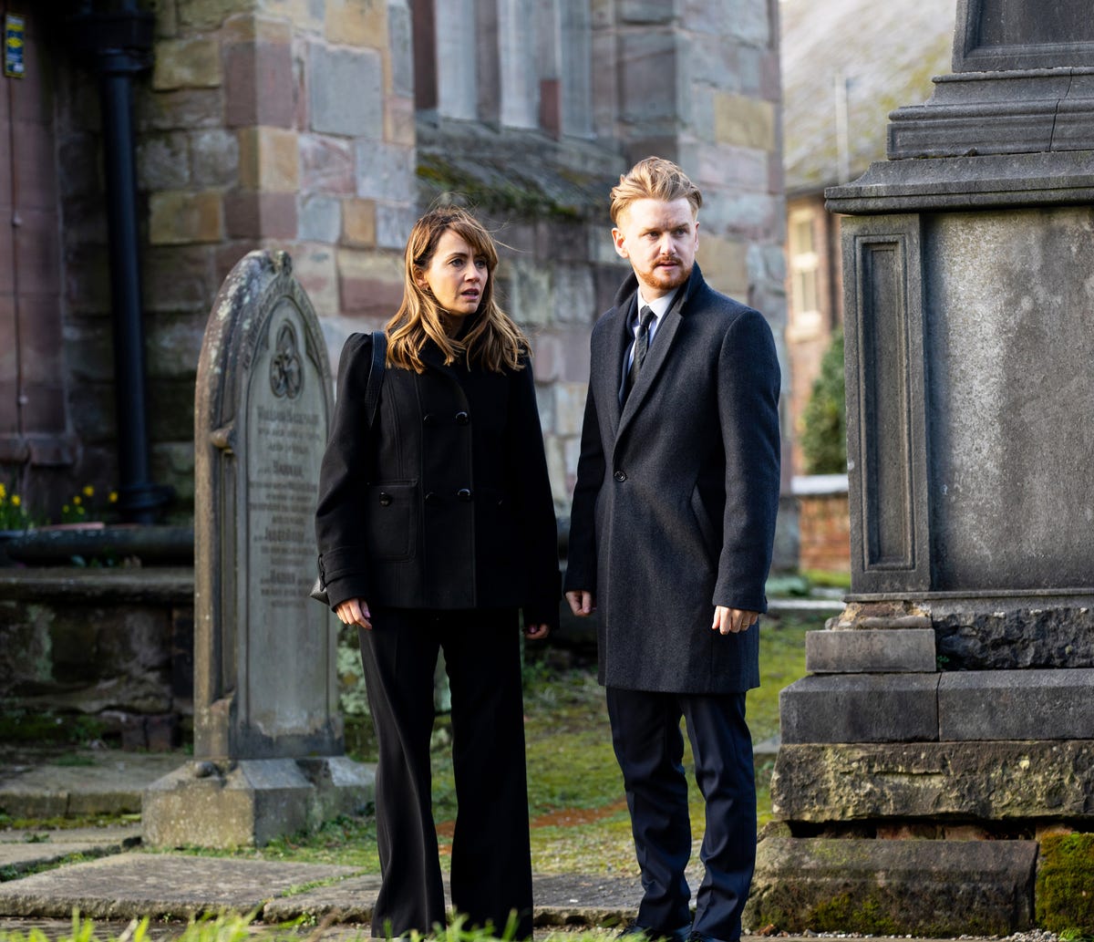 Coronation Street's Gary makes emotional plea to Maria over Liam