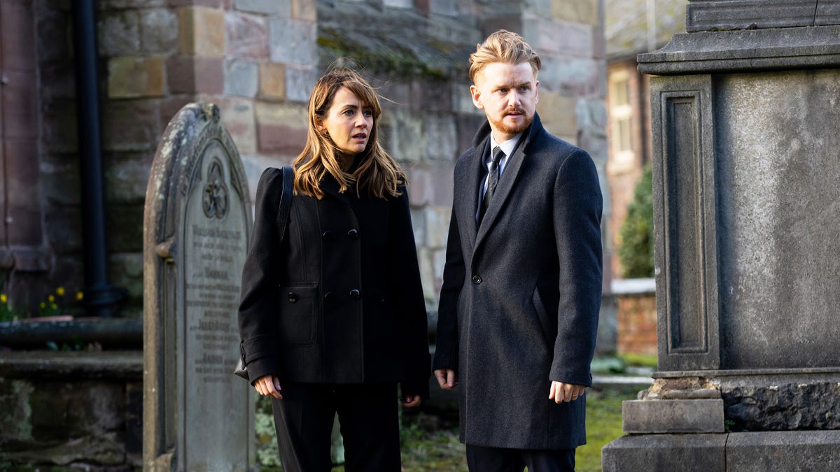 Coronation Street's Gary makes emotional plea to Maria over Liam