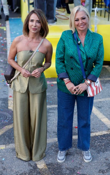 maria patino y belen esteban en el desfile inaugural de la familia de la tele
