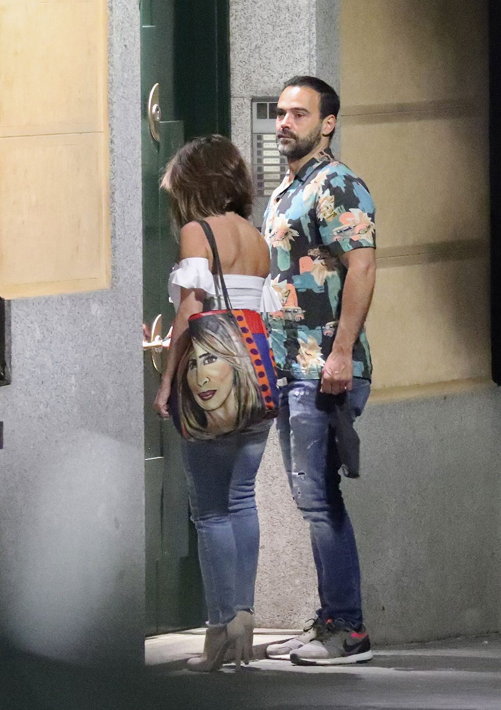 maría patiño y ricardo, noche de diversión y confidencias por madrid