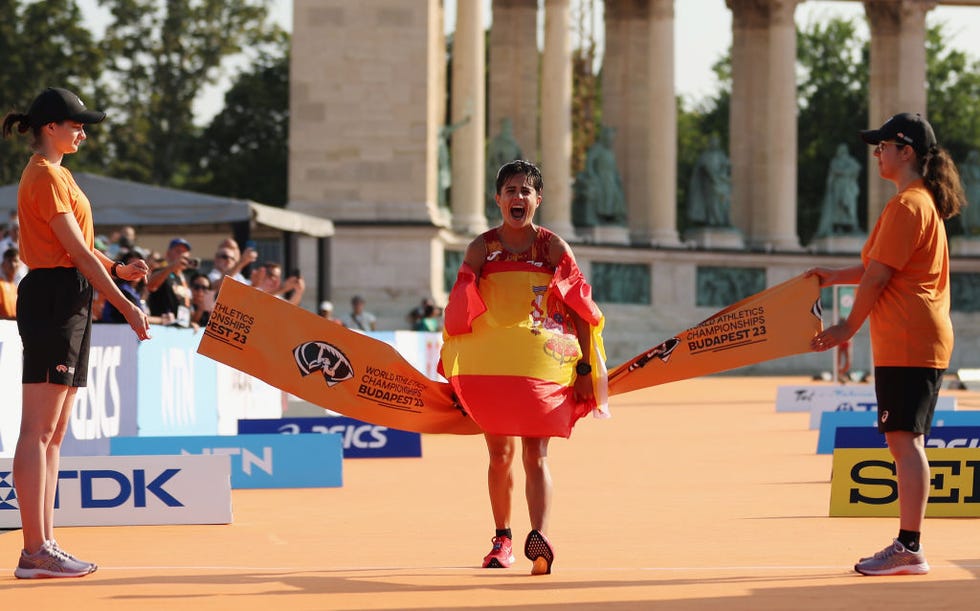 maría pérez, con un tiempo de de 20 km marcha en budapest