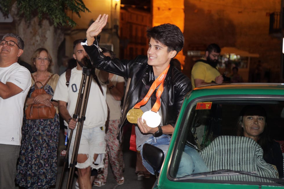 el recibimiento a maria perez en orce