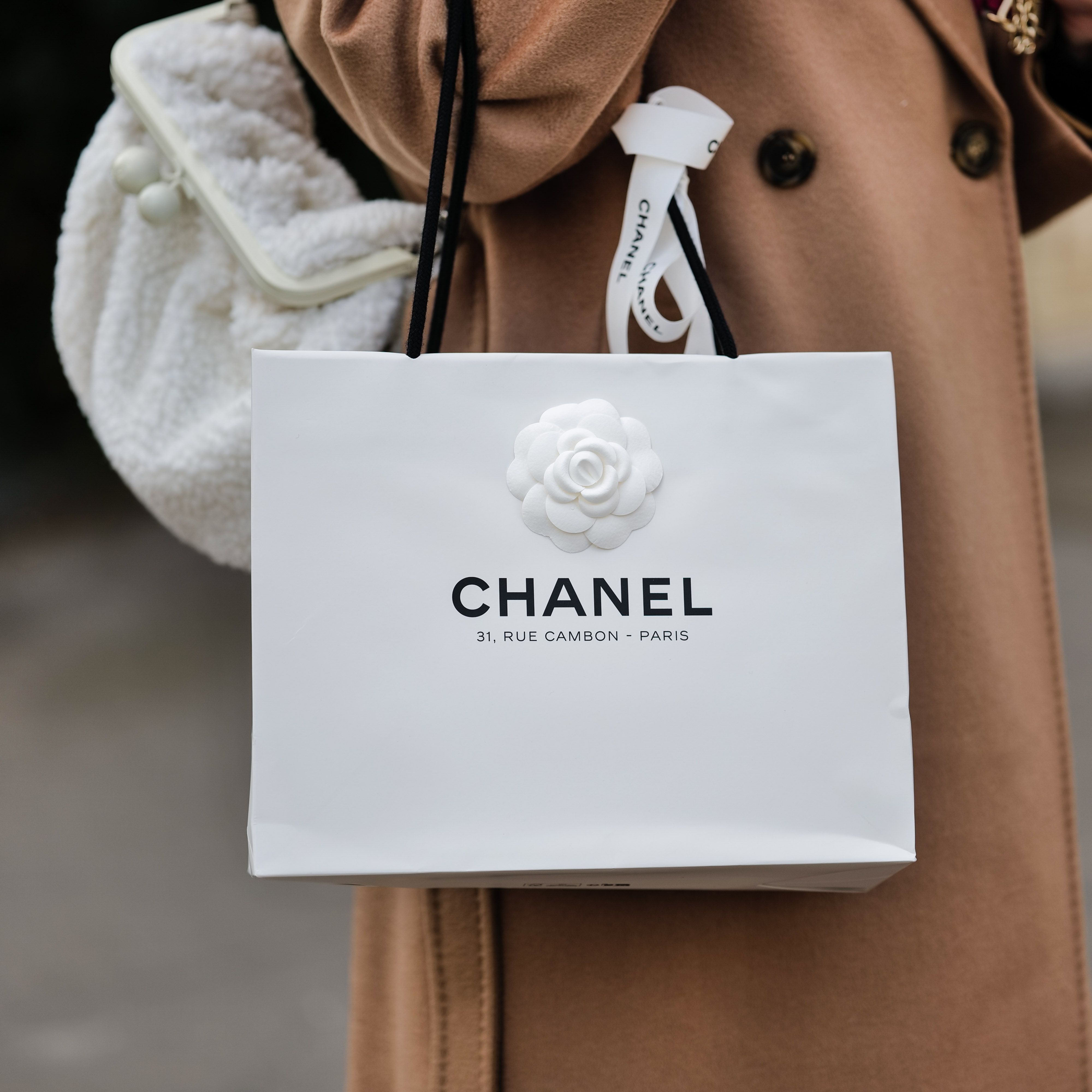 20 percent off Chanel and free Prime shipping? Yes please.