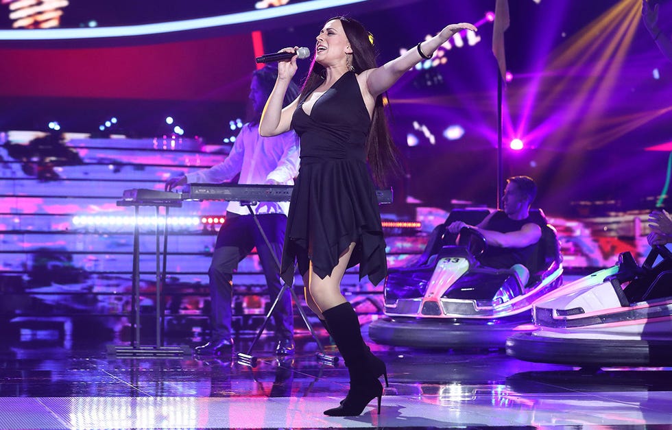 María Villalón gana la tercera gala de TCMS imitando a Camela. Ángela Muñoz, cantante de Camela, se ha pronunciado sobre la actuación de la concursante.