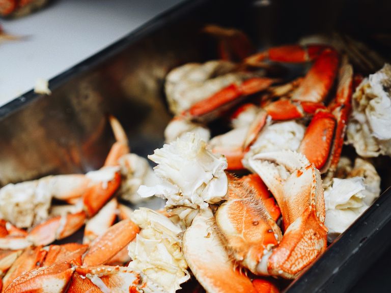 Dish, Food, Cuisine, Crab meat, Seafood, Ingredient, Crab, Dungeness crab, Seafood boil, Delicacy, 