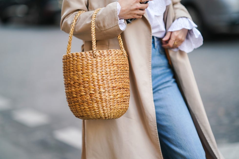 street style paris fashion week womenswear fallwinter 20212022