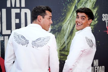 mario y Óscar casas en el estreno 'mi soledad tiene alas'