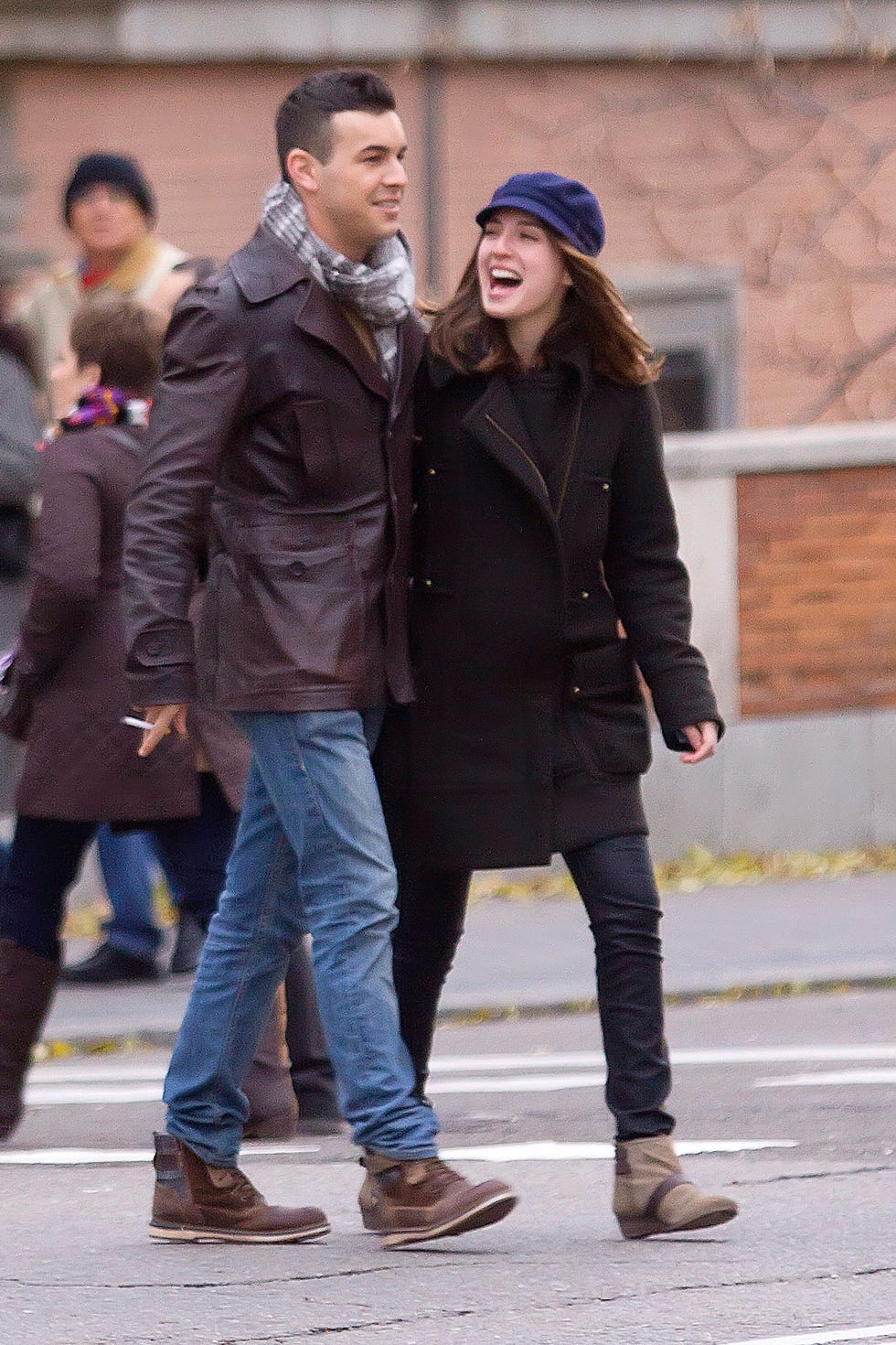 mario casas y maría valverde