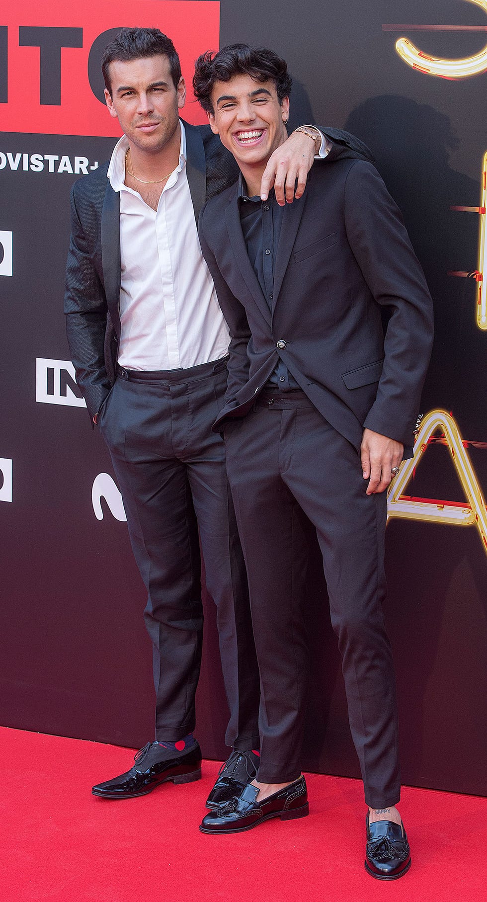 Mario Casas y Óscar Casas en el estreno de 'Instinto'