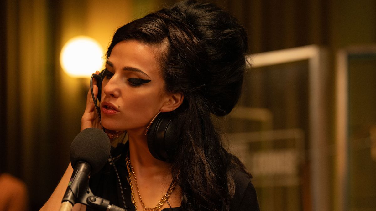preview for Amy Winehouse biopic Back to Black stars Marisa Abela & Eddie Marsan on honouring real people in movies