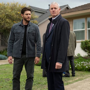mark meachum (jensen ackles) and nathan blythe (eric dane) in countdown photo: elizabeth morris © amazon content services llc mark meachum (jensen ackles) and nathan blythe (eric dane) in countdown photo: elizabeth morris © amazon content services llc