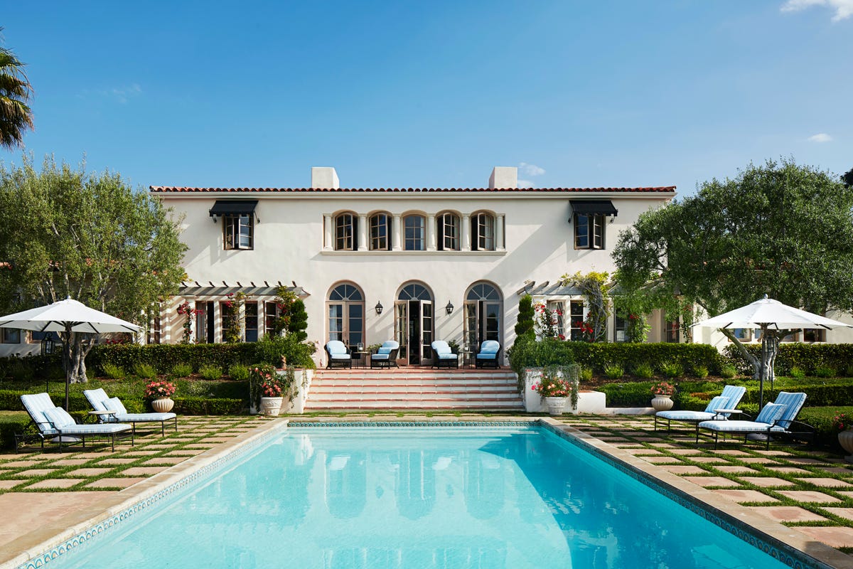 House & Home - Step Inside The California House From Nancy Meyers' New  Movie, Home Again